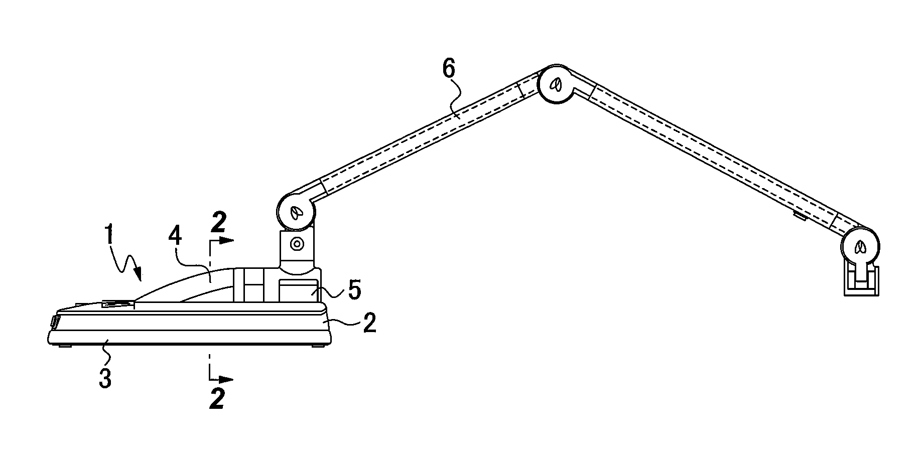 LED therapeutic apparatus having thermal radiating function