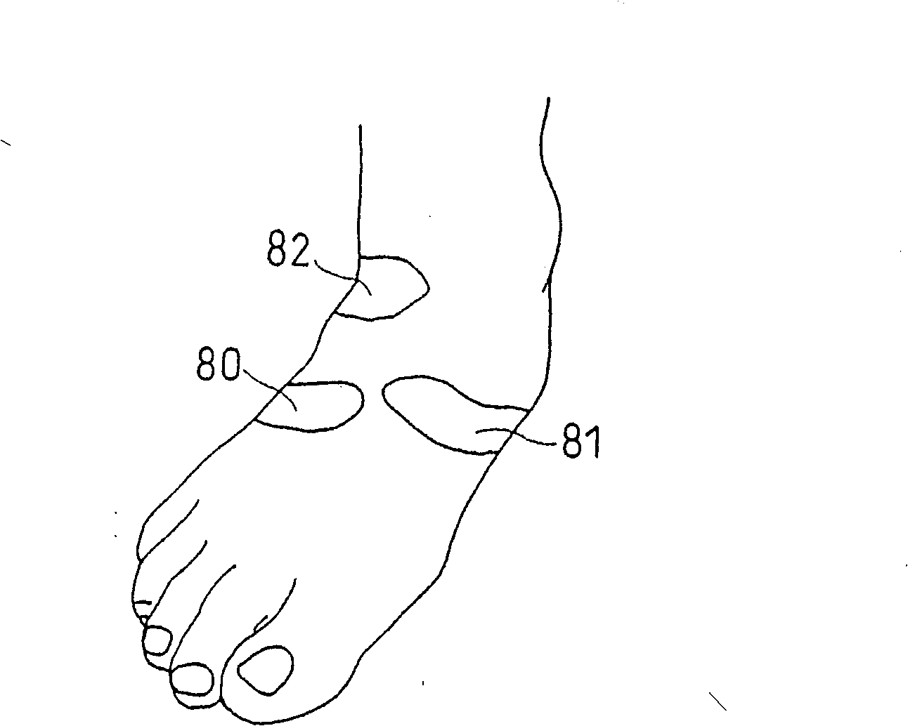 Sports shoes having upper part with improved fitting property