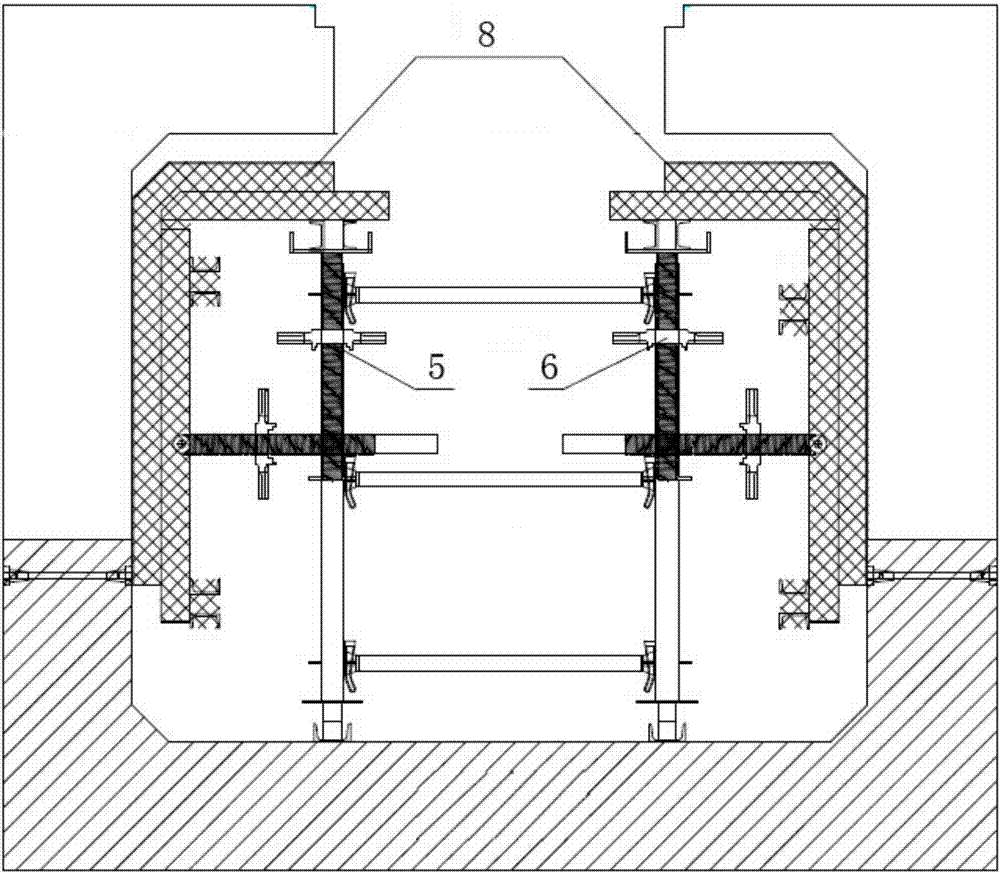 Telescopic movable type formwork driving system, formwork system and construction method of formwork system