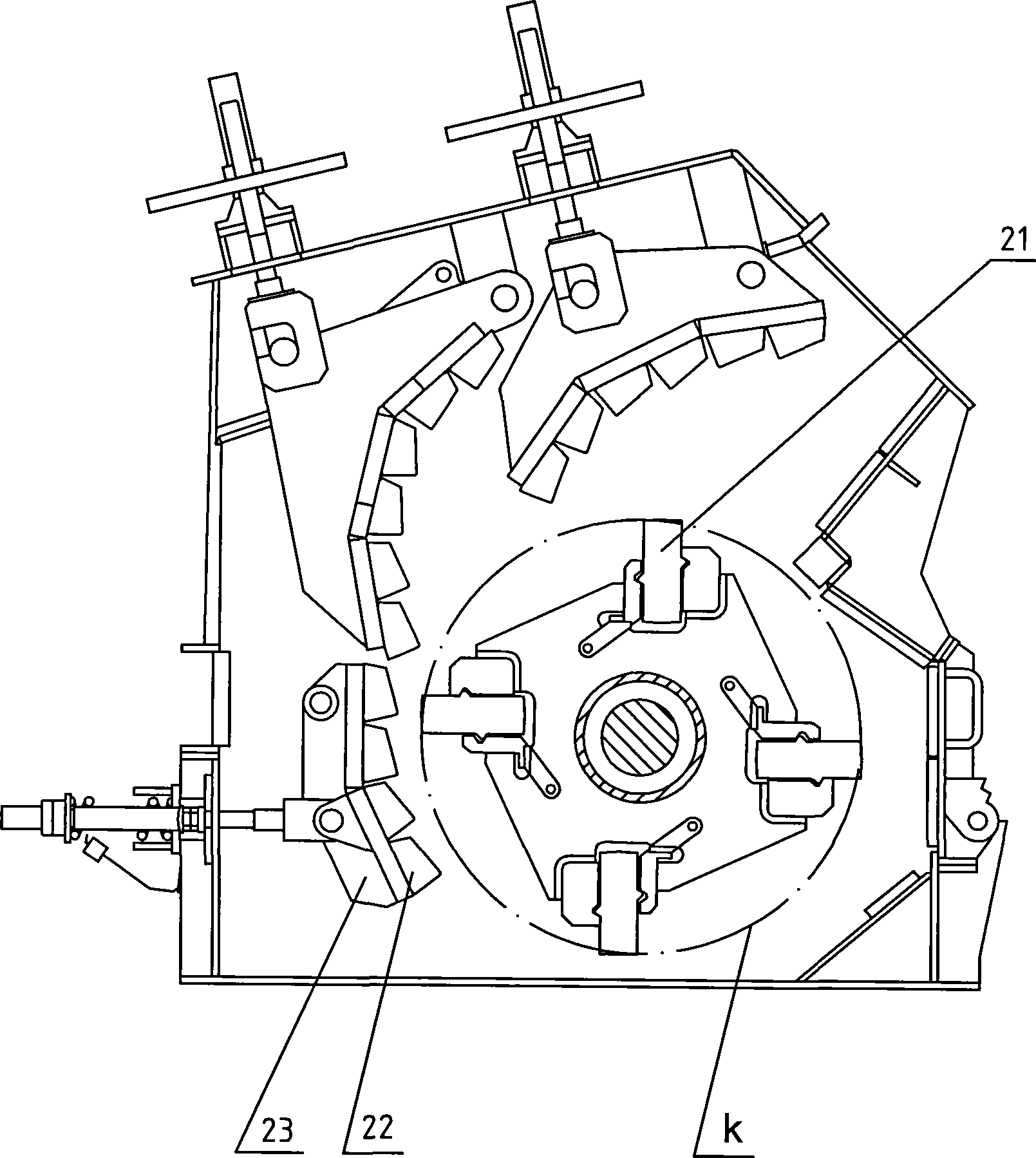 Dry dressing method for separating iron from iron ore