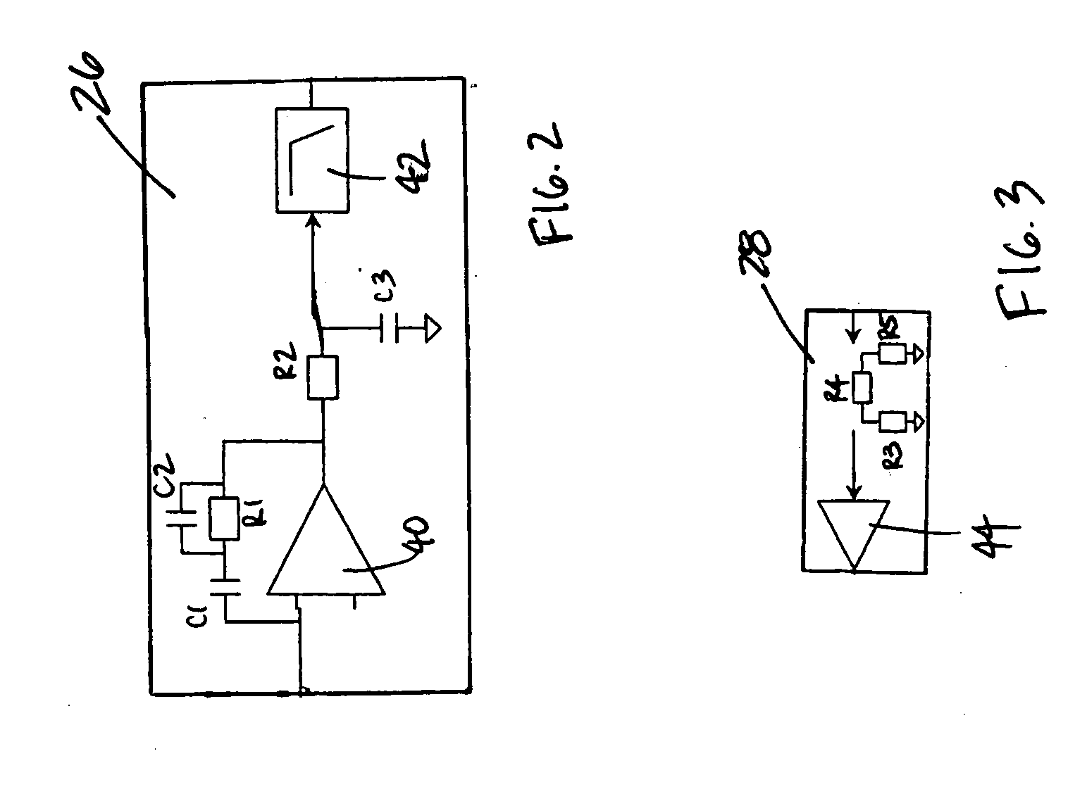 Direct digital synthesis (DDS) phase locked loop (PLL) frequency synthesizer and associated methods