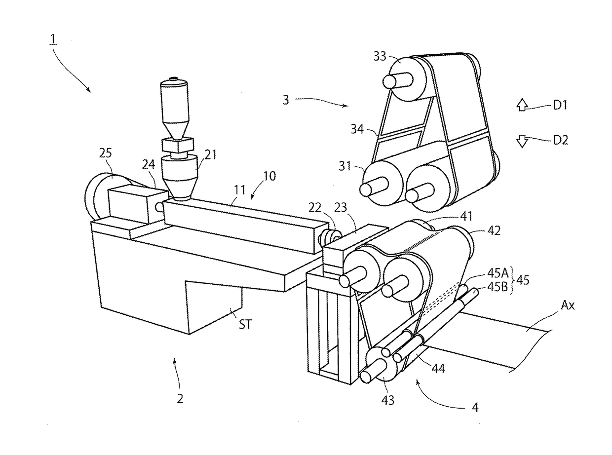 Optical sheet manufacturing device and manufacturing method