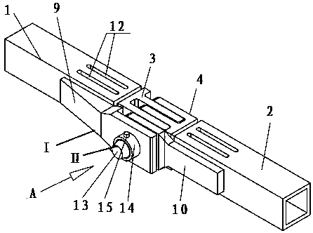 Novel connecting structure for lower chord of cargo boom