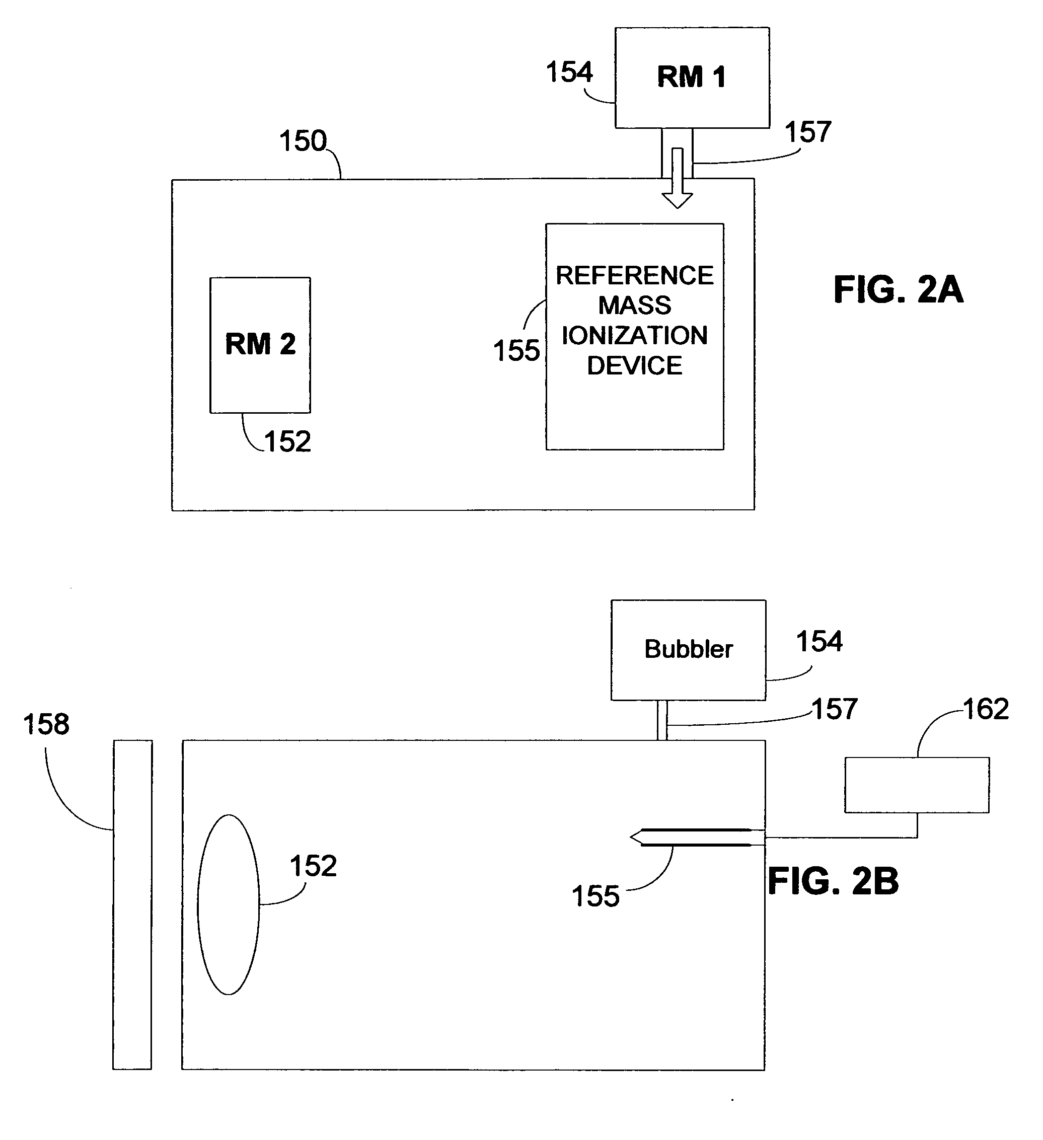 Reference mass introduction via a capillary