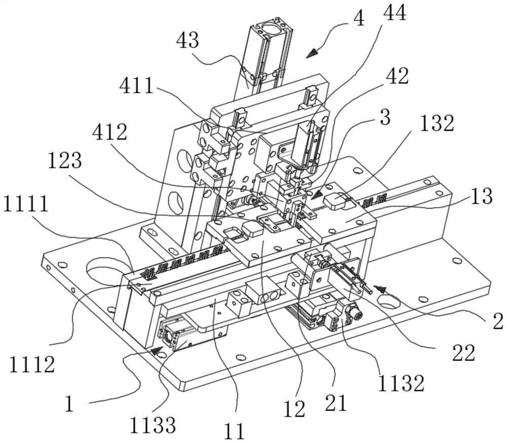 Sleeving core sheet inserting machine