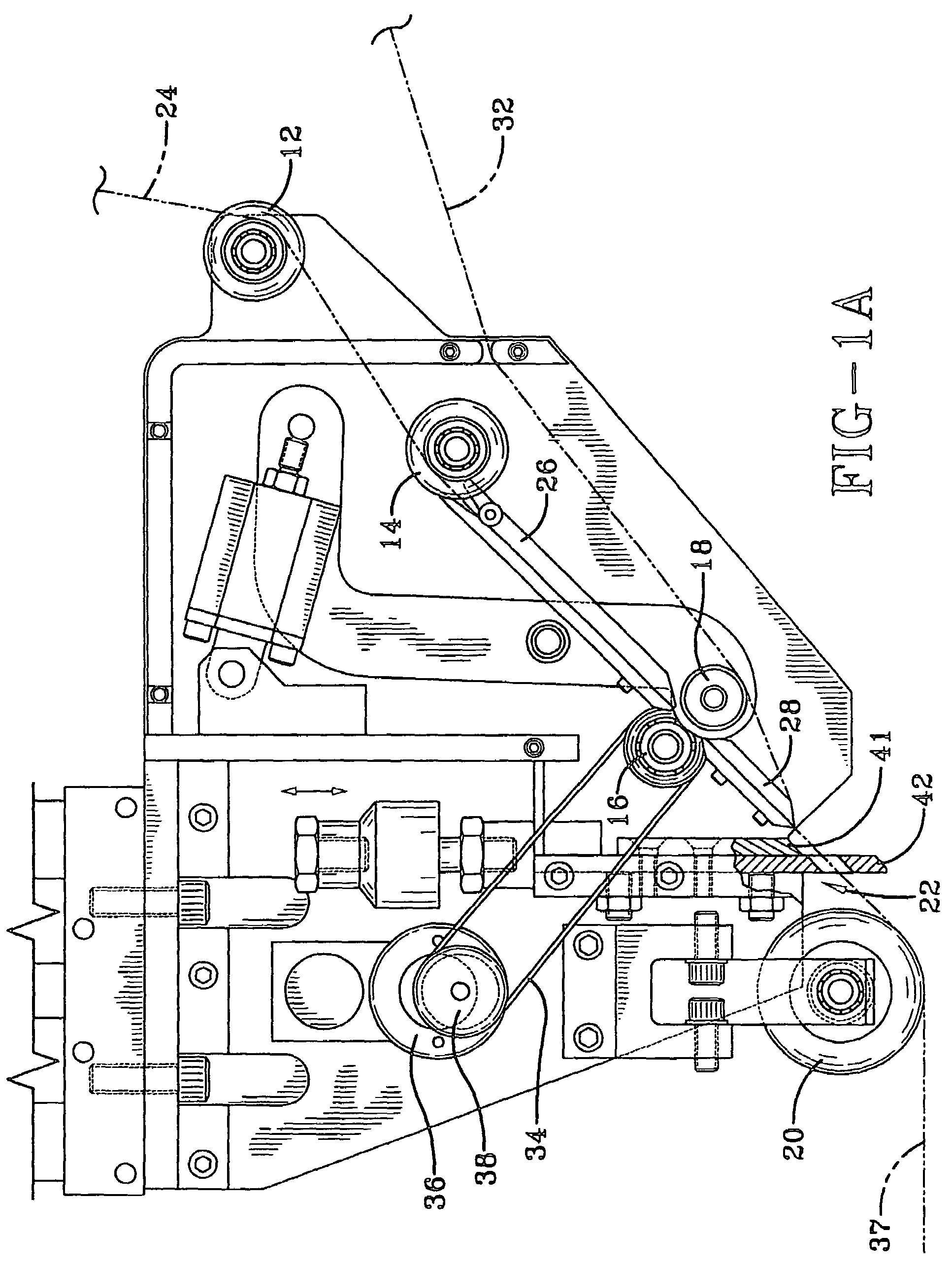 Composite tape laying apparatus and method