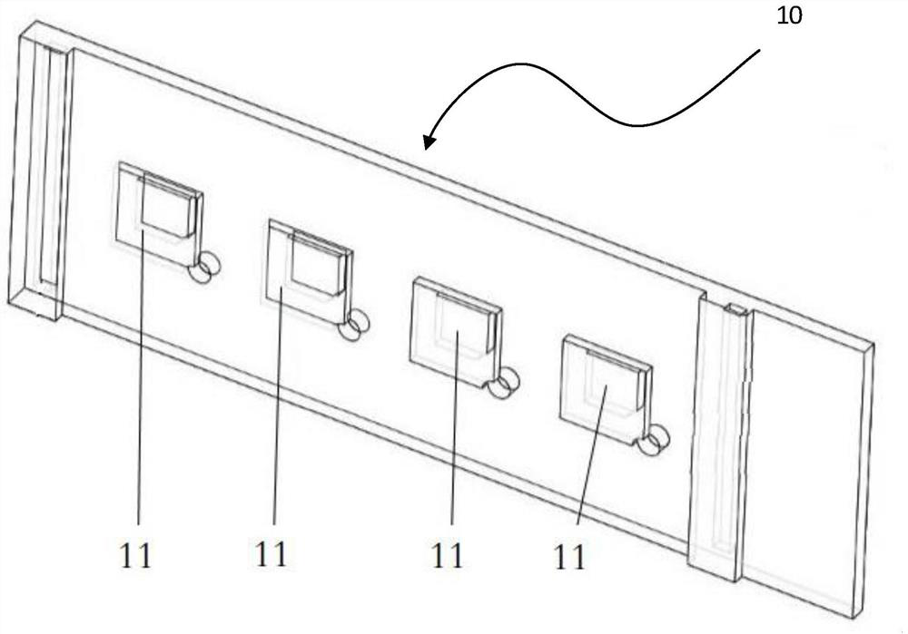 Method and device for two-dimensional detection of microarray coverslips based on laser displacement sensor