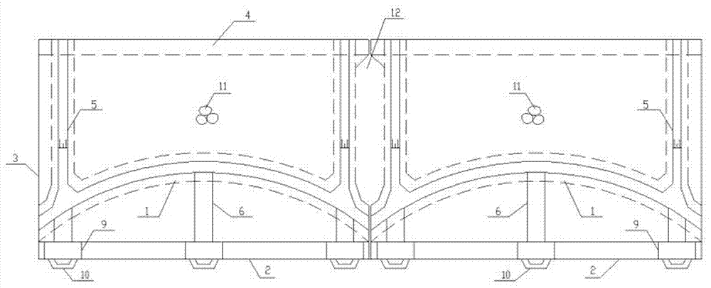 Arch-shaped counterfort vertical quay structure