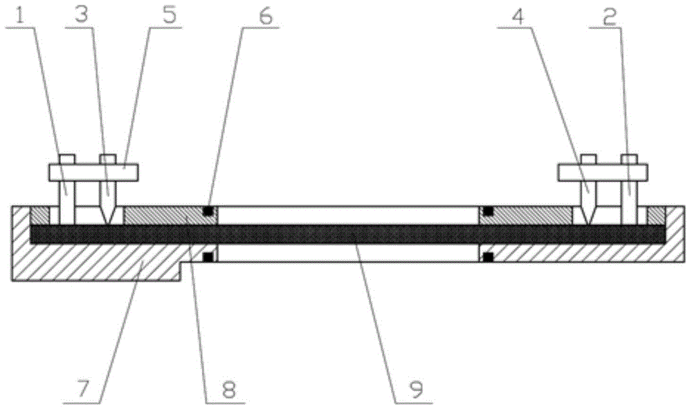 On-line detection sensor for content of ferromagnetic abrasive particles in lubricating oil