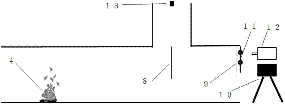 Underground highway tunnel fire disaster experiment simulating device adopting vertical shaft to carry out natural smoke extraction