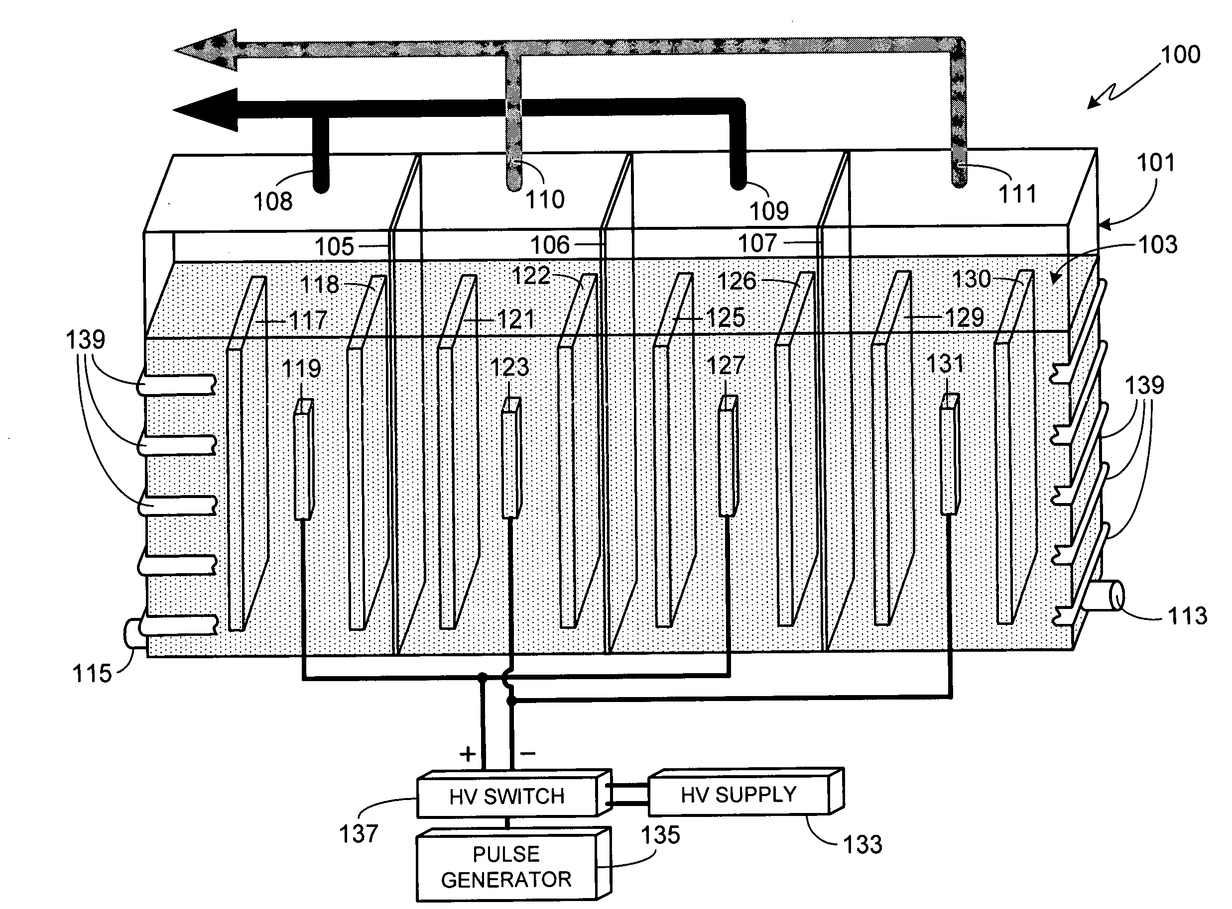 Multi-cell single voltage electrolysis apparatus and method of using same