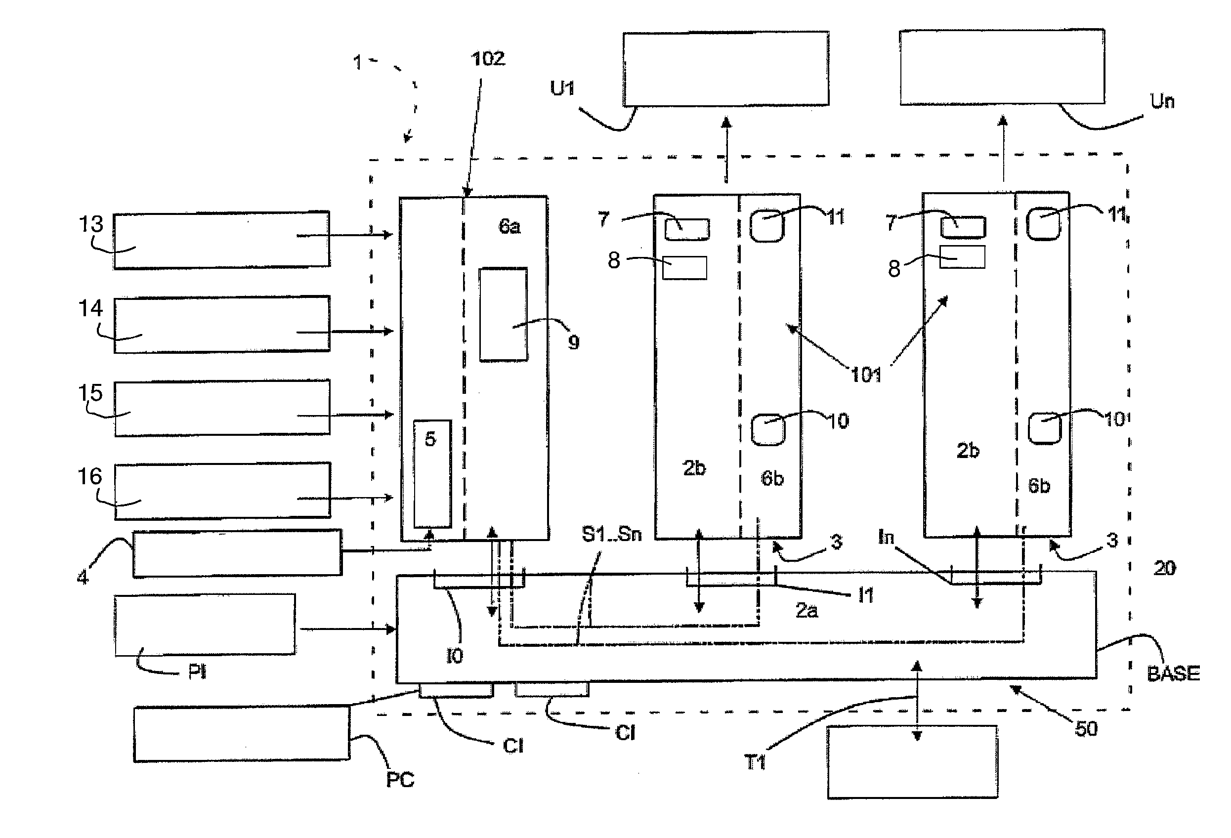 Modular power distribution system to drive DC and ac electrical loads, in particular for vehicle or domotics application