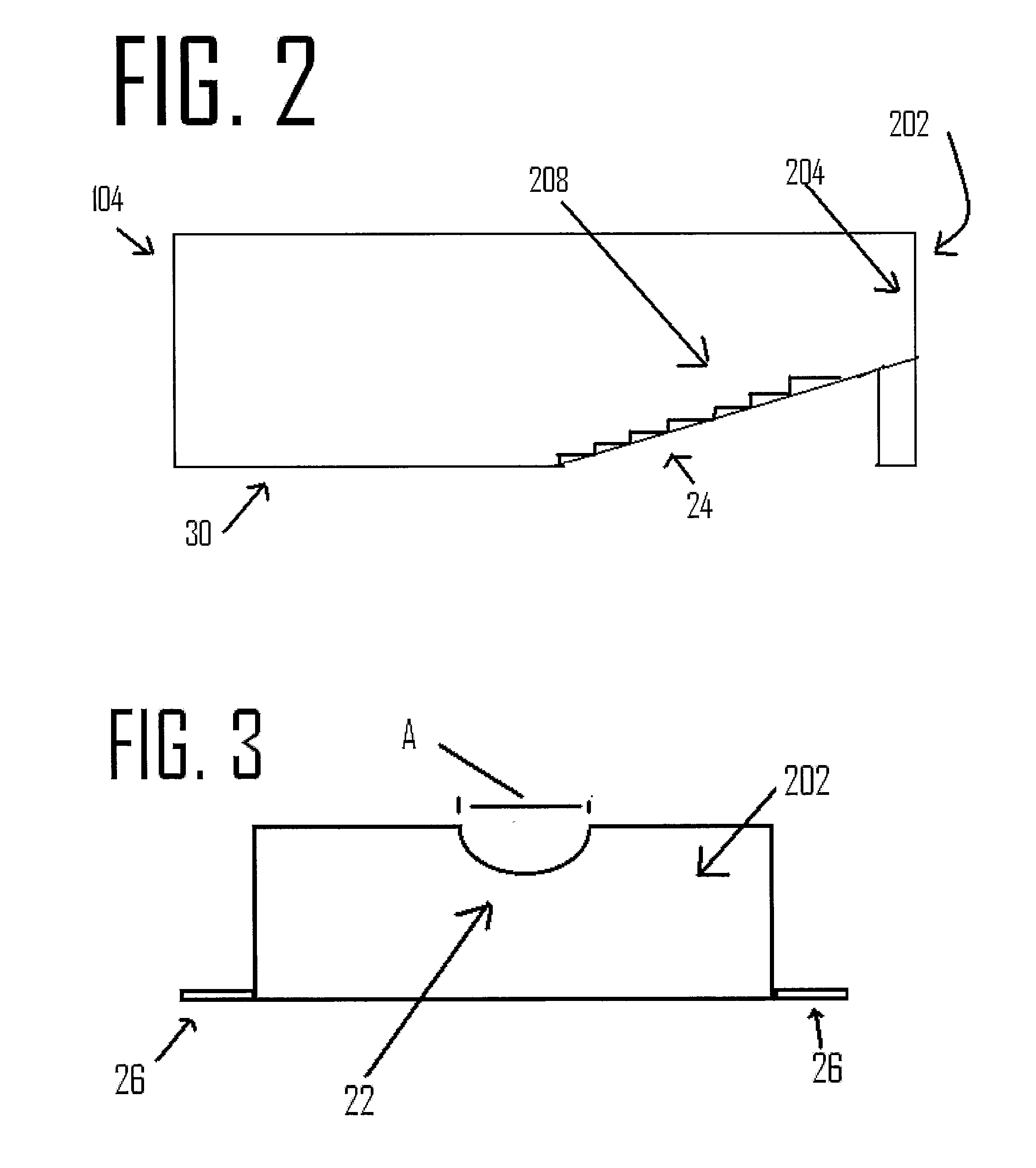 Paint pan and integrated utensil cleaner