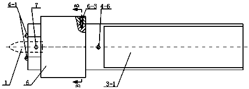 Cooling and vibration reduction tool bar applied to machining for large-pitch screw rod