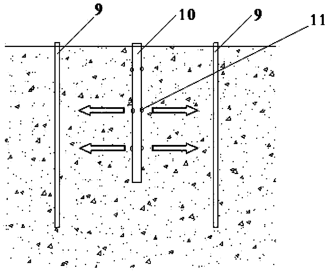 Radio-frequency heating vapor-extraction advanced-oxidation in-situ restoration apparatus suitable for high-viscosity contaminated soil and restoration method thereof