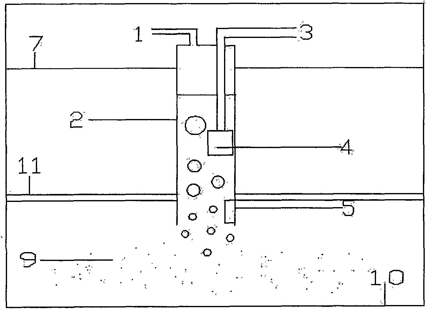 Extraction device for undersea gas hydrate and extraction method thereof