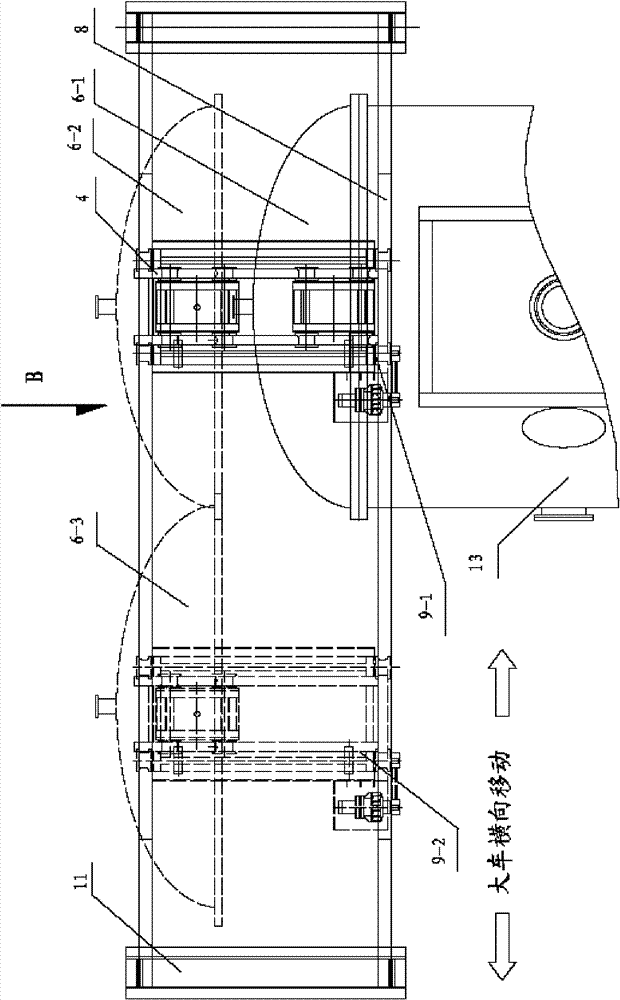 Opening and closing device of horizontal compartment door