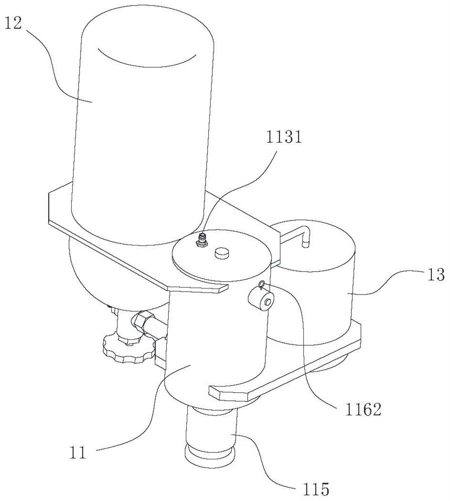 Detonating device for fire fighting