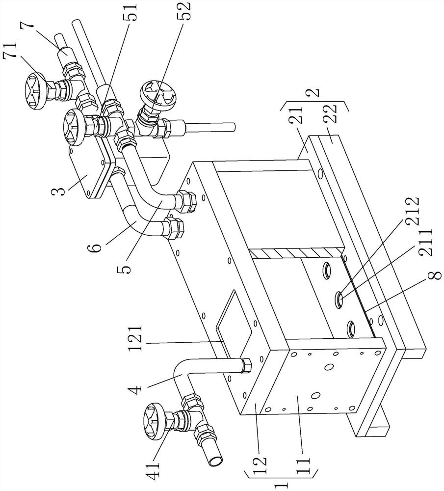 Packaging device of shell-free capacitor