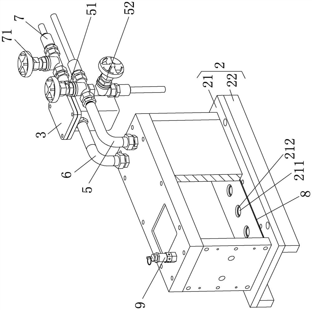 Packaging device of shell-free capacitor