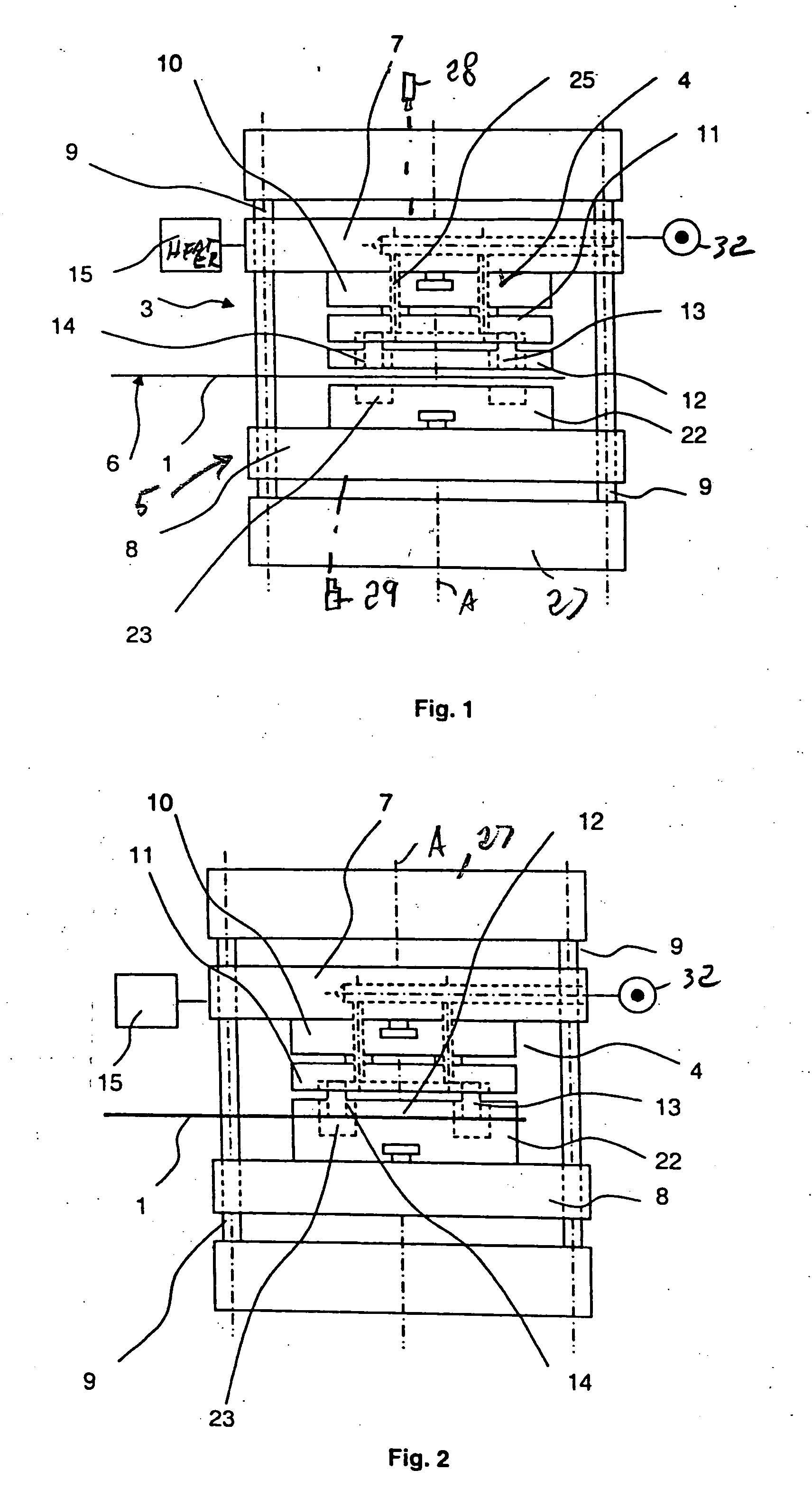 Apparatus for deep drawing a thermoplastic foil