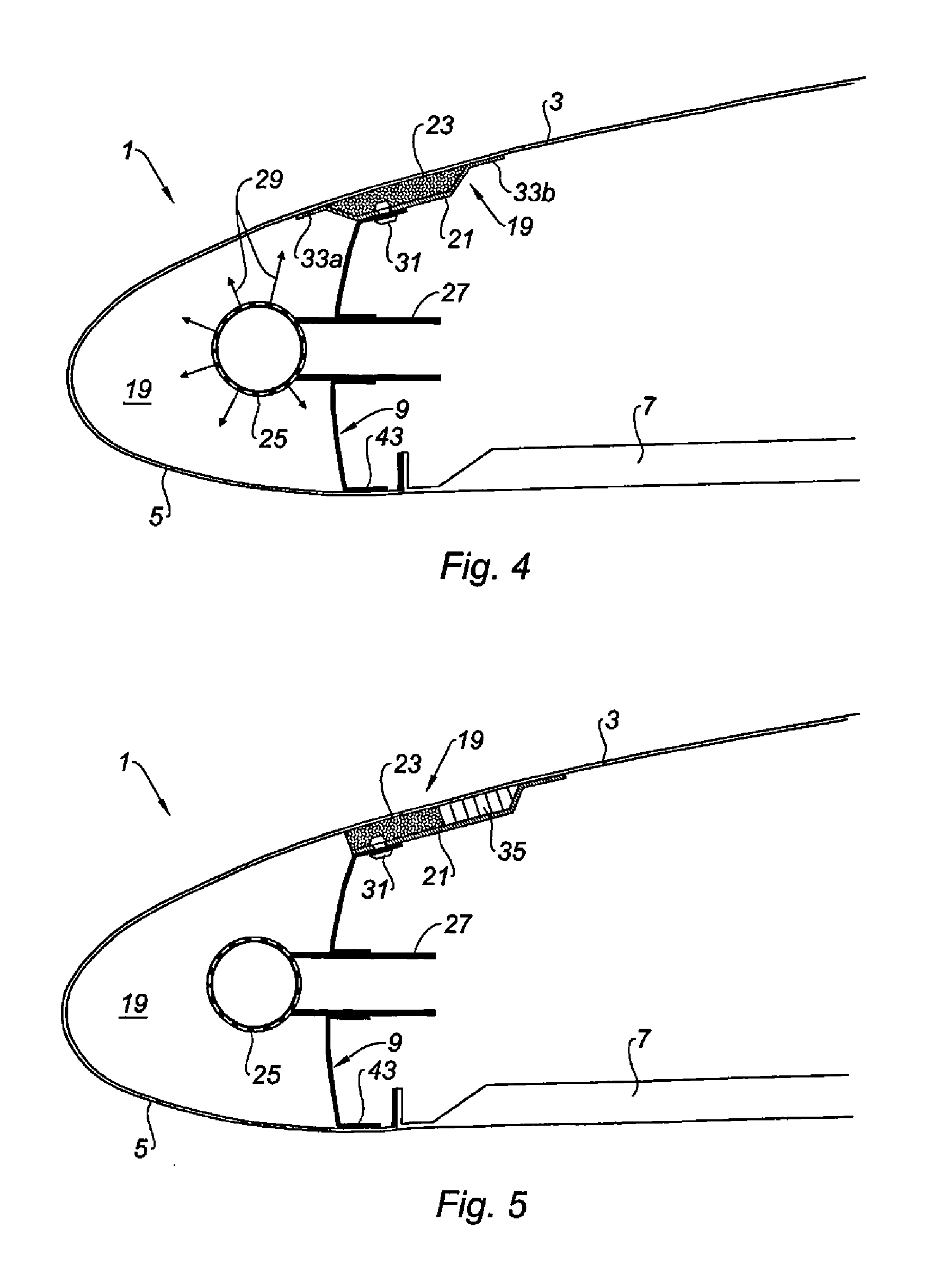 Assembly of components connected by a device that maintains the integrity of the surface of one of the components