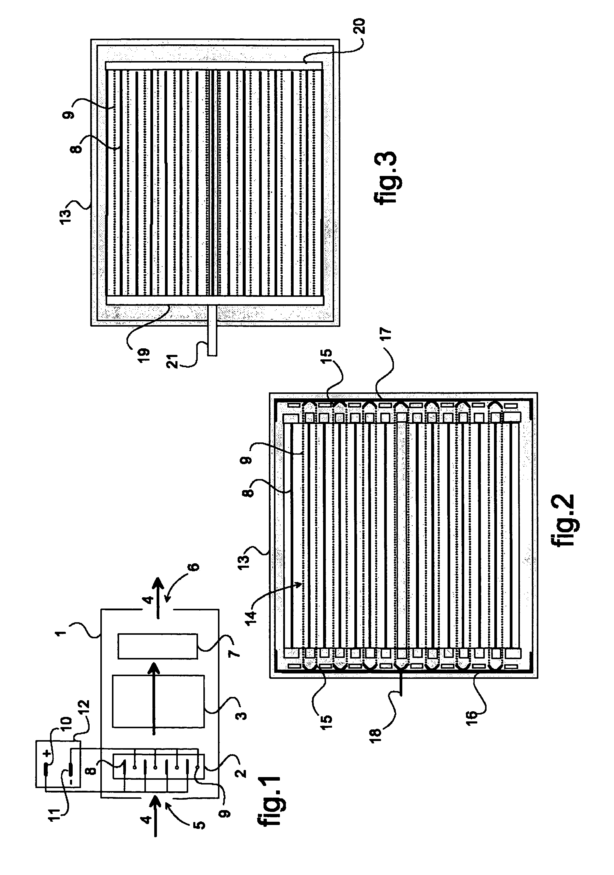 Device for ionizing particles carried in an airflow, for ventilation, heating, and/or air-conditioning system in particular