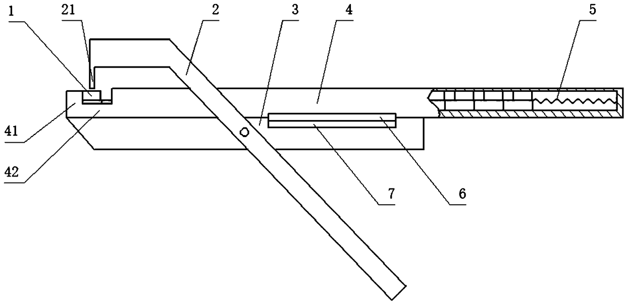 Wiring terminal storage clip and wiring clamp with storage clip