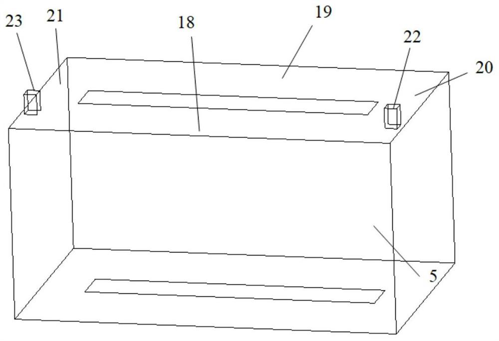 A straight-arc continuous casting machine and its segment