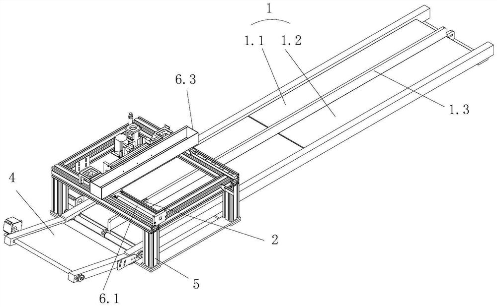 Free switching device and method for multiple tracks