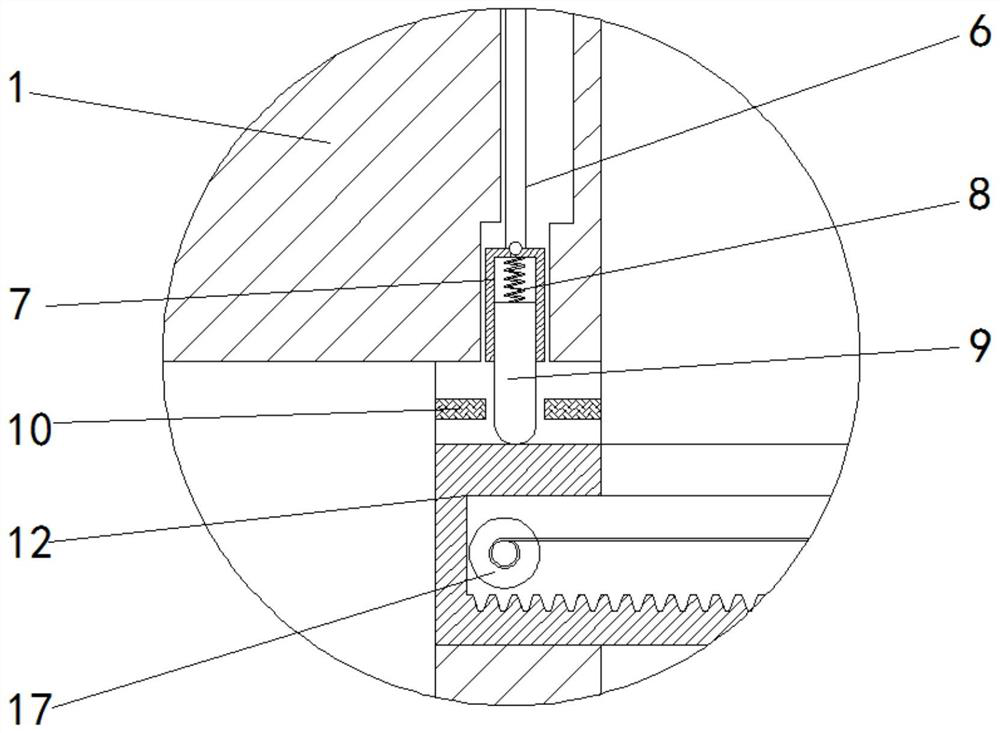 Poultry feeding device capable of automatically feeding and preventing pollution