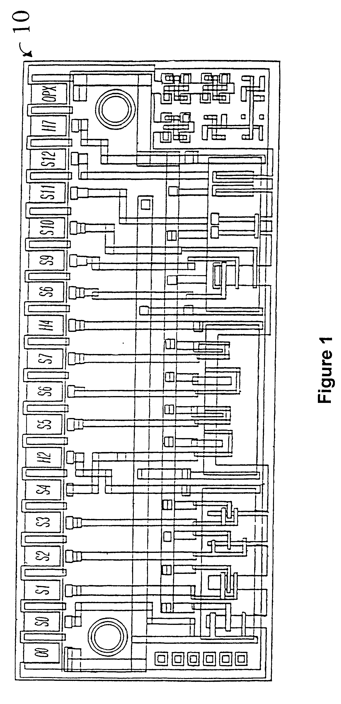 Method and apparatus for monitoring intravenous (IV) drug concentration using exhaled breath