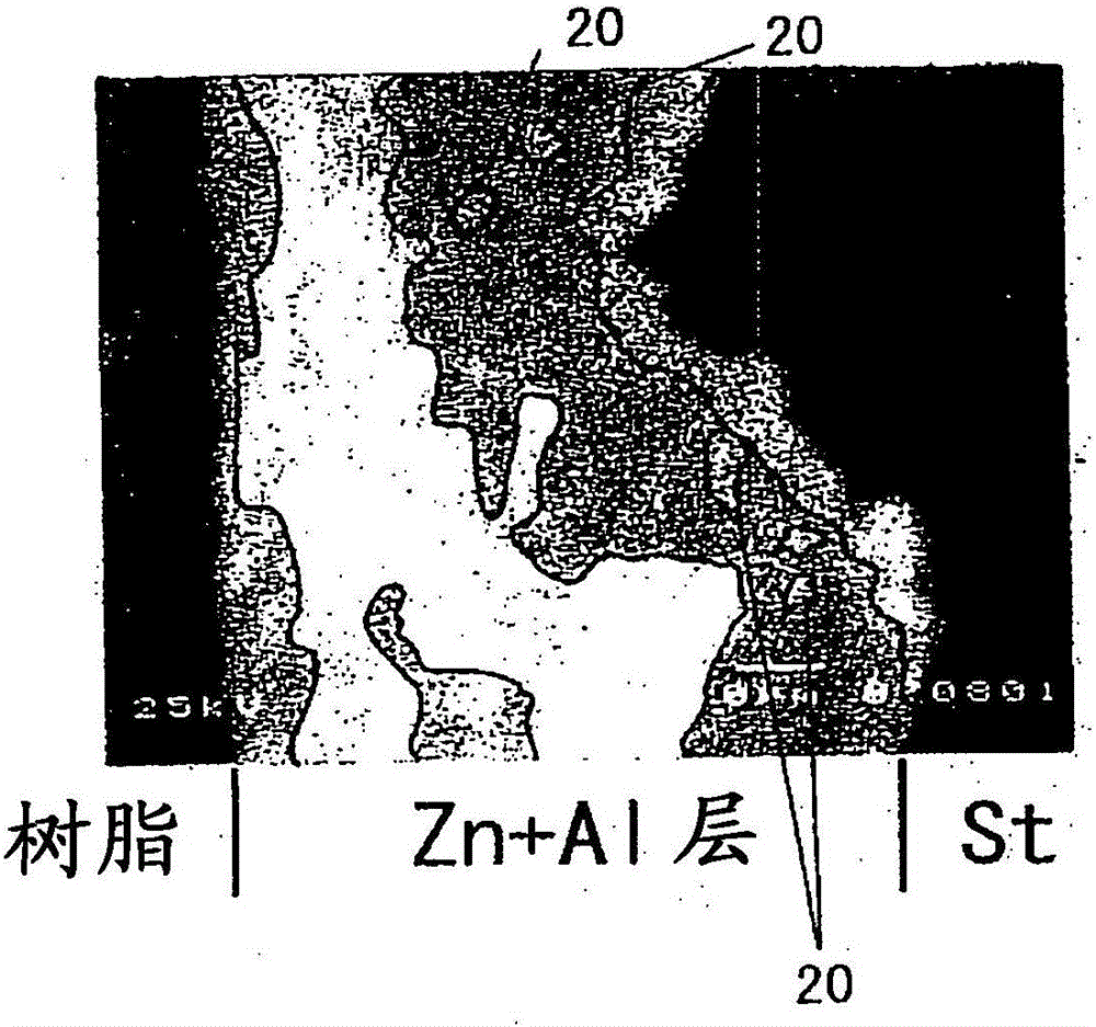 Manufacturing method of spray-coated metallized steel pipe