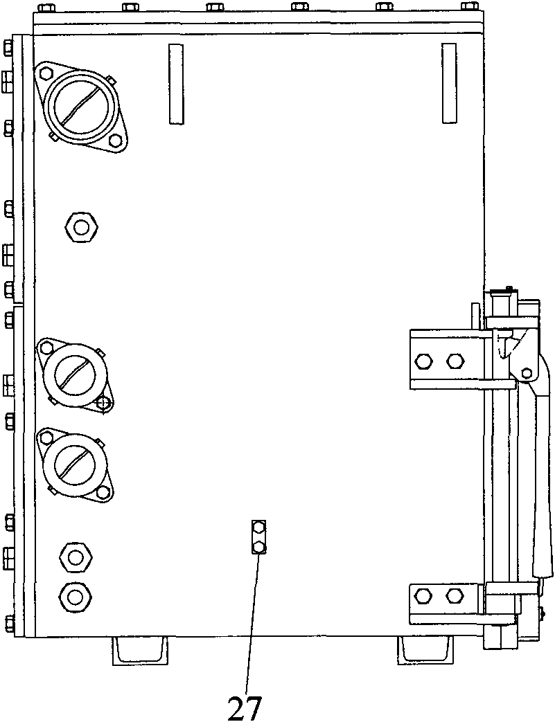 Dual-power dual-fan integrated switch with preferred main power