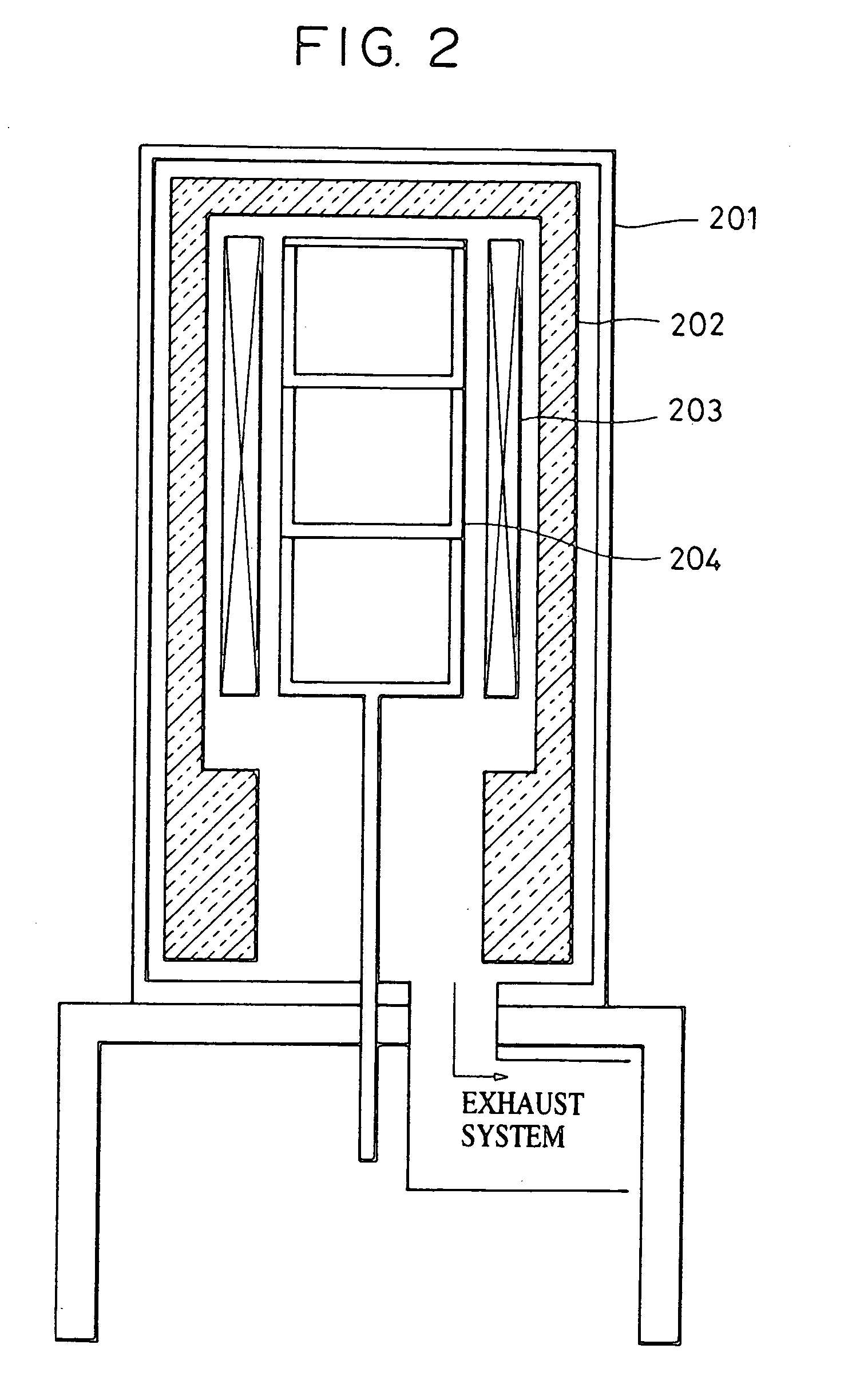 Production apparatus and method of fluoride crystal, and crucible