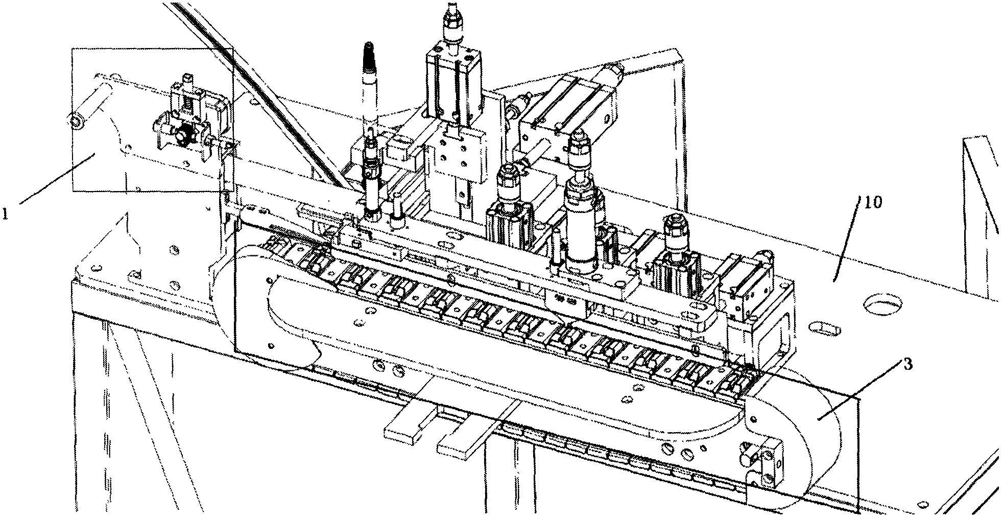 Automatic soldering device