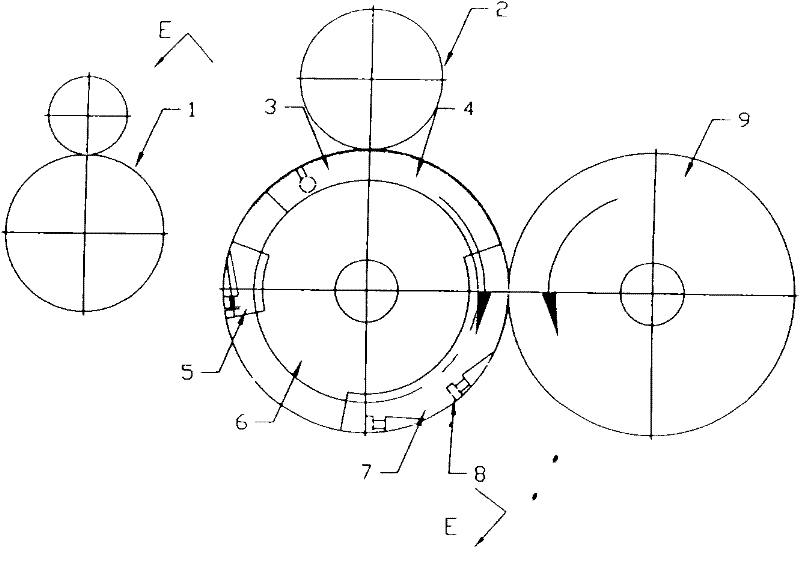 Suction roll cross-folding creasing device of envelope (flat pouch) processor