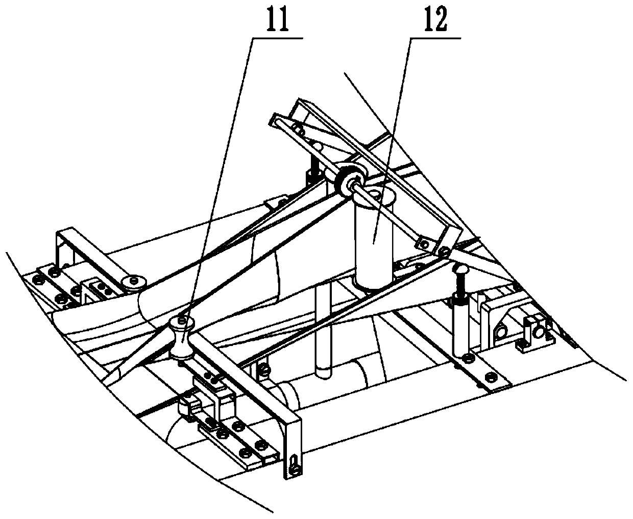 Automatic splitting and evisceration device of freshwater fish body