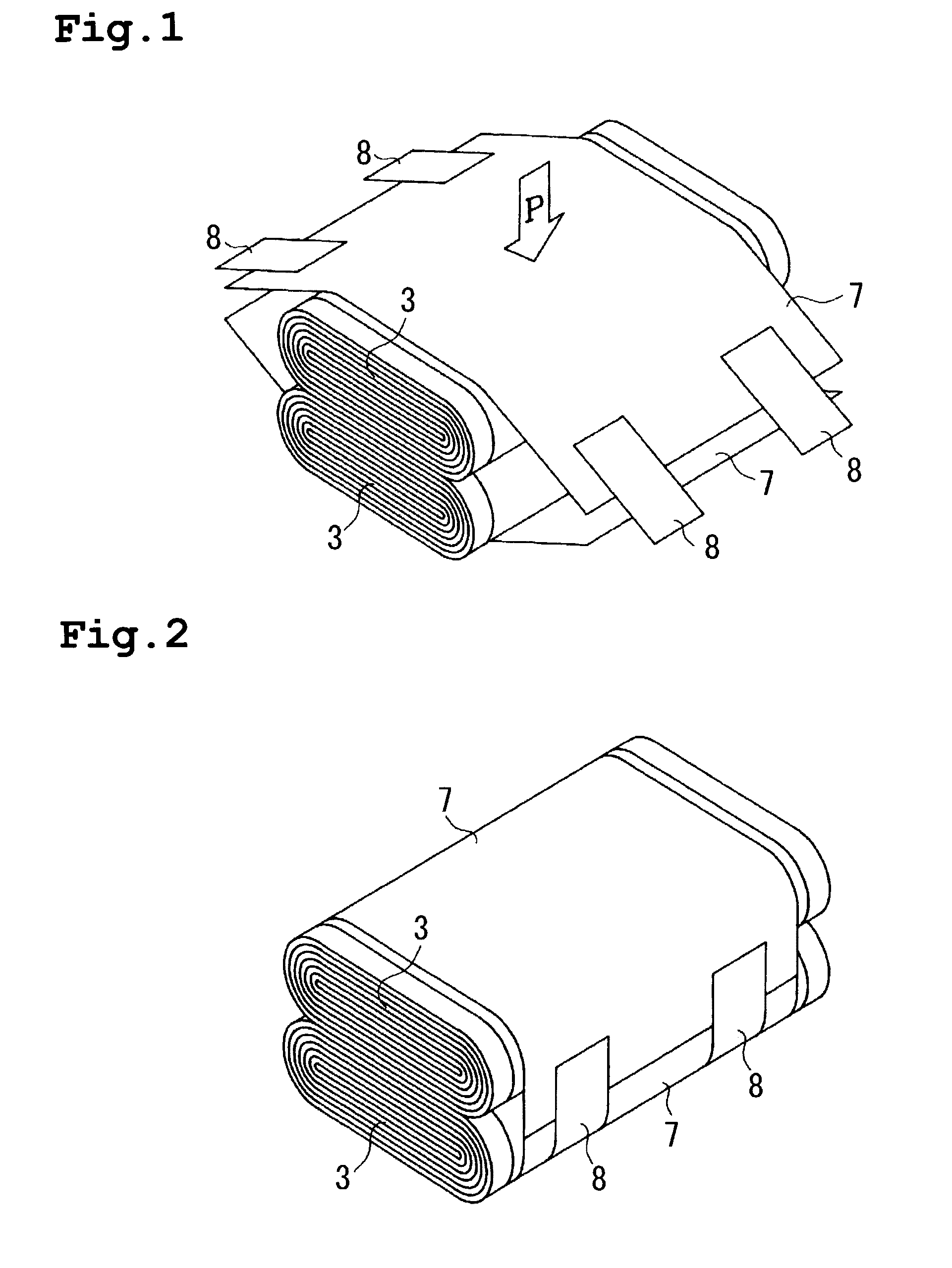 Cell comprising a power-generating element fastened by sheets