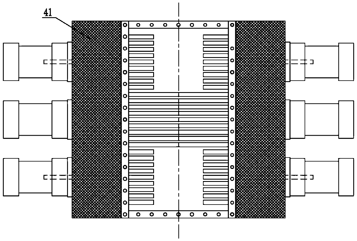 Leakage-proof blanking device for roller press