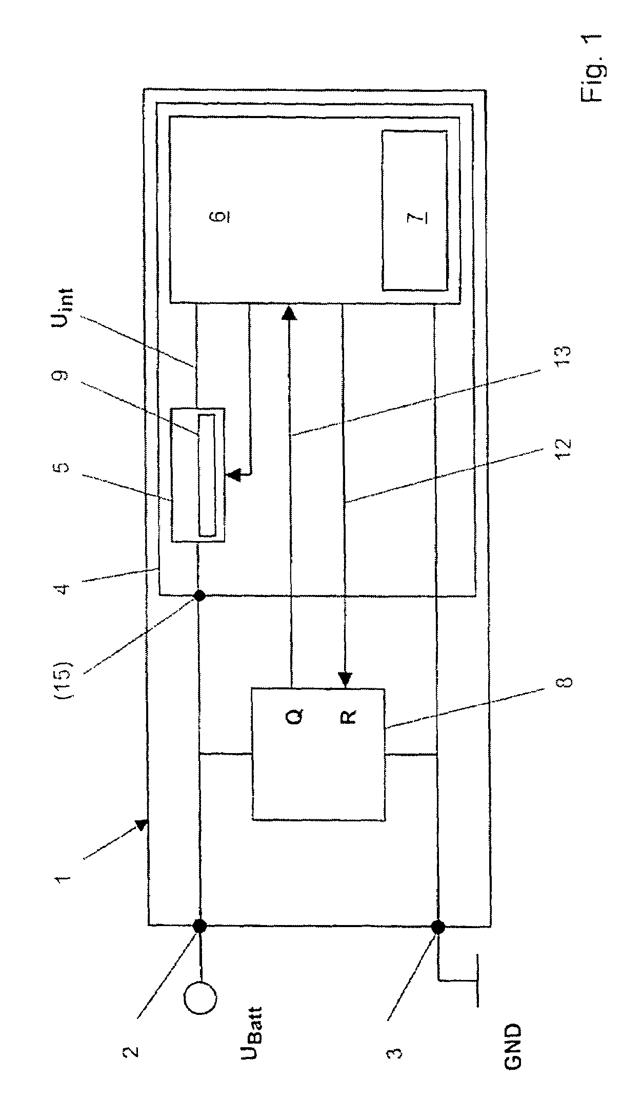 Switching device for detecting a voltage interruption