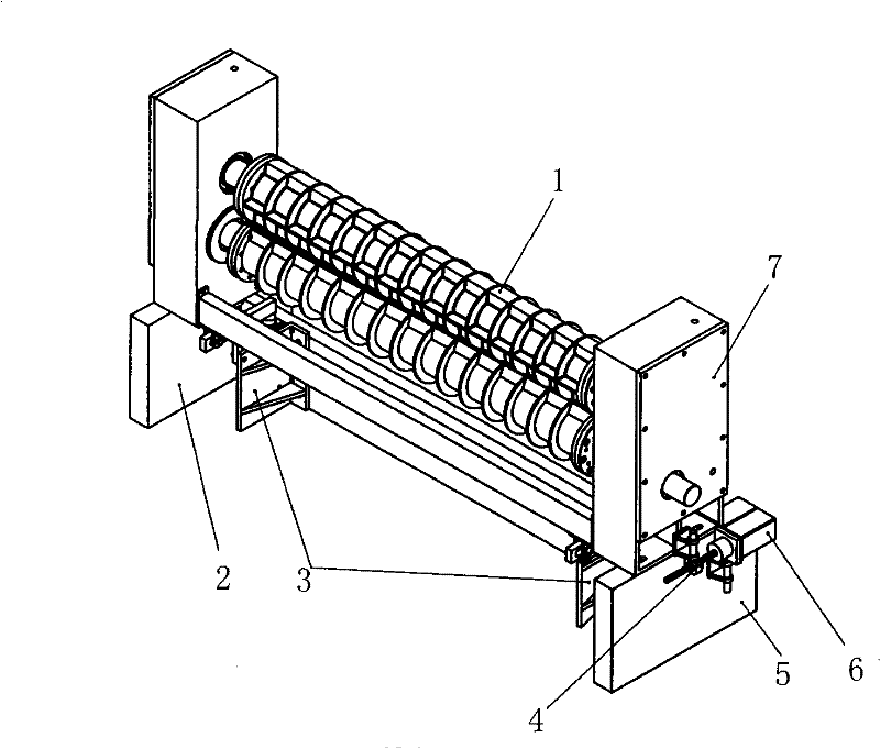 Transversely cutting device of paper cutter with double flying knives and method for adjusting length and squareness of cut paper