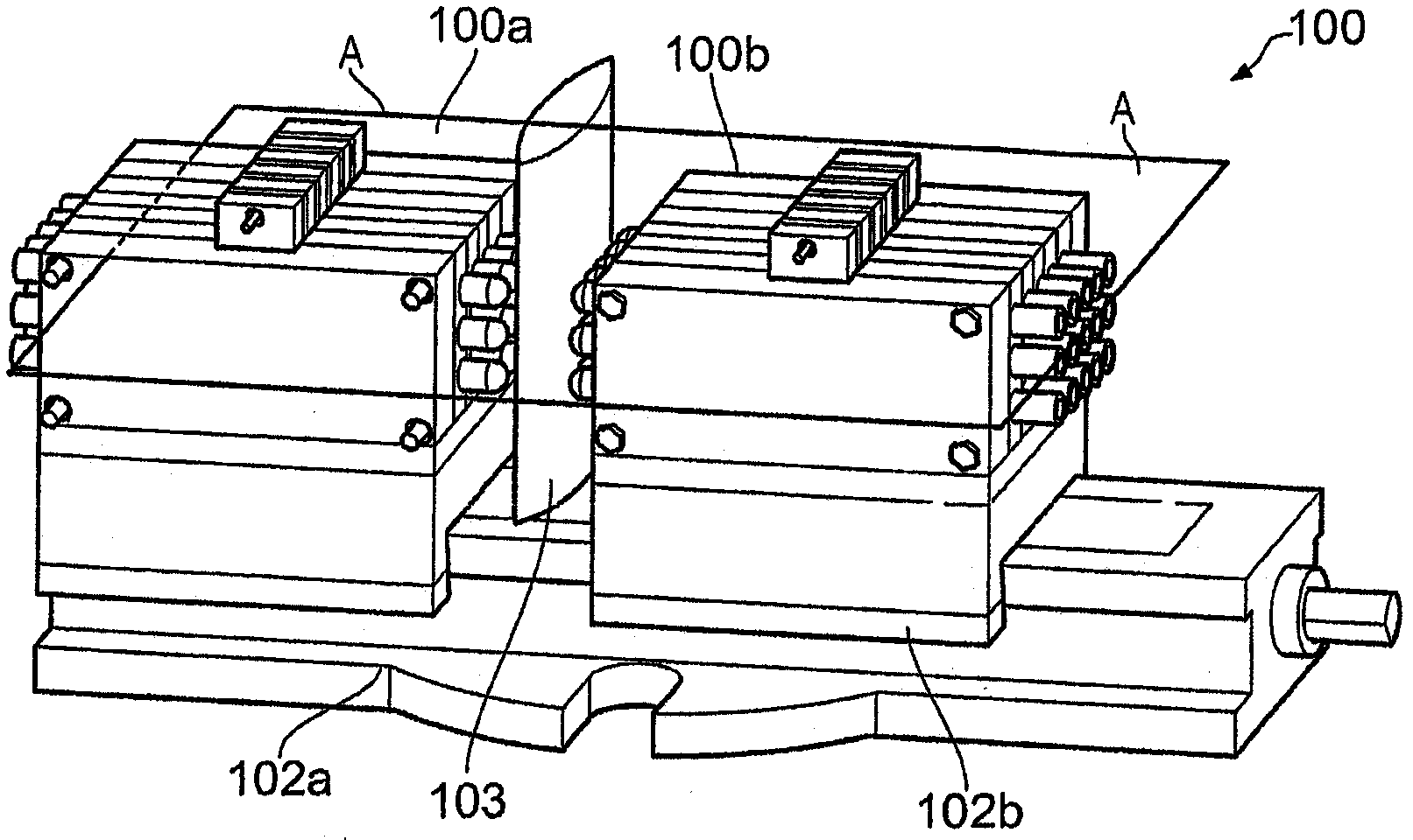 Engagement arrangement