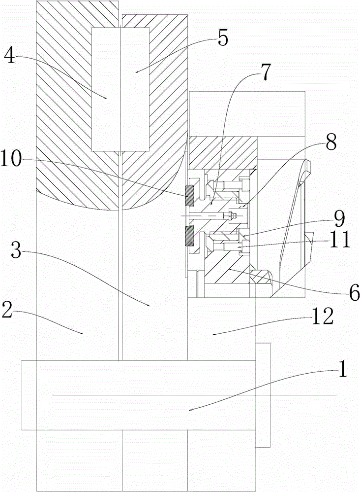 Shearing clearance adjusting device for metal pull-down shearing pliers