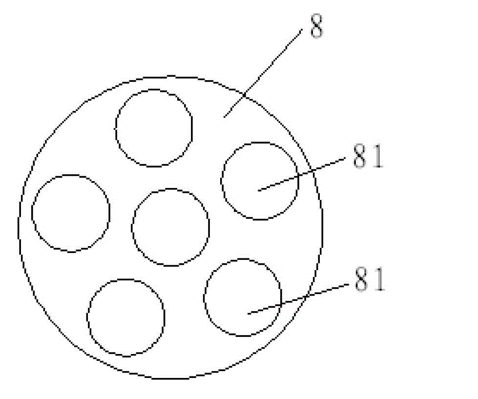 Silicon carbide crystal growth crucible for increasing utilization rate of power sources