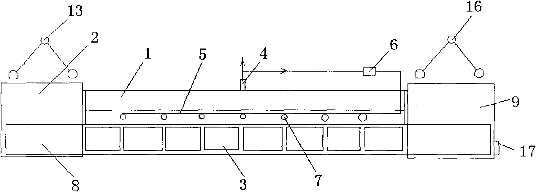 Net cage plug flow type fermentation device and operational method thereof