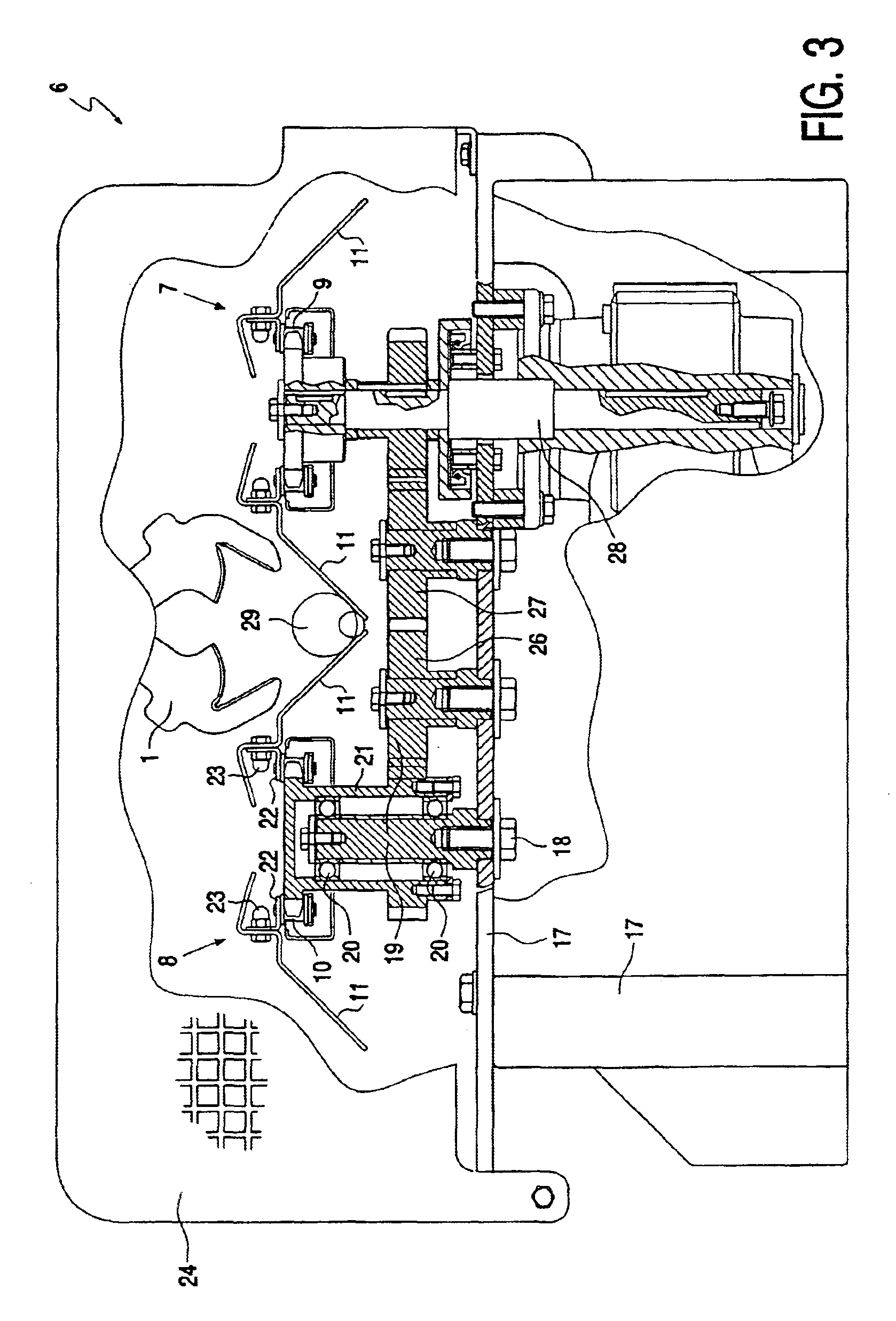 Apparatus and method for positioning separately supplied elongate meat products