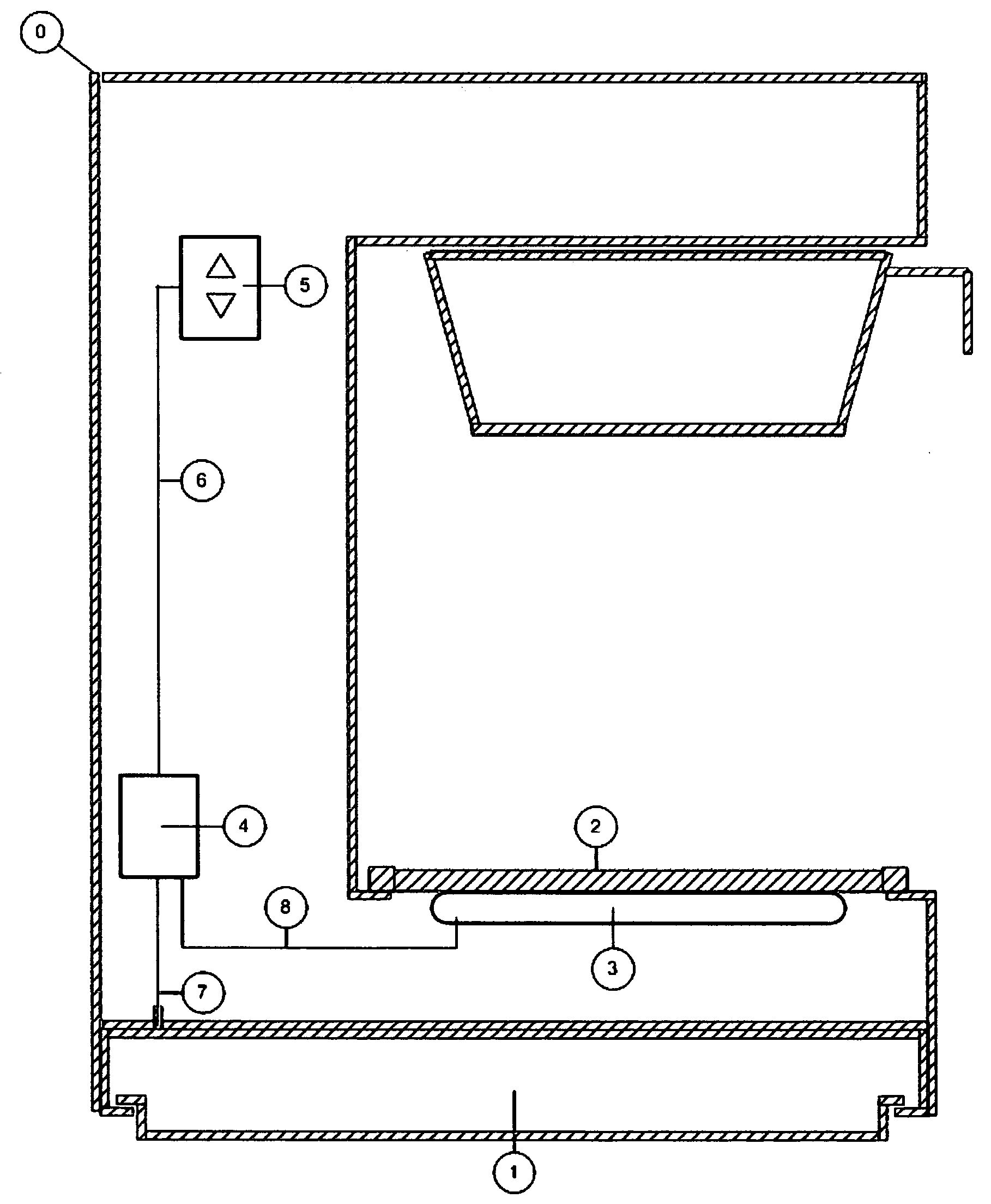 Coffee maker heating unit with dynamic temperature control responsive to the amount of coffee remaining in the carafe