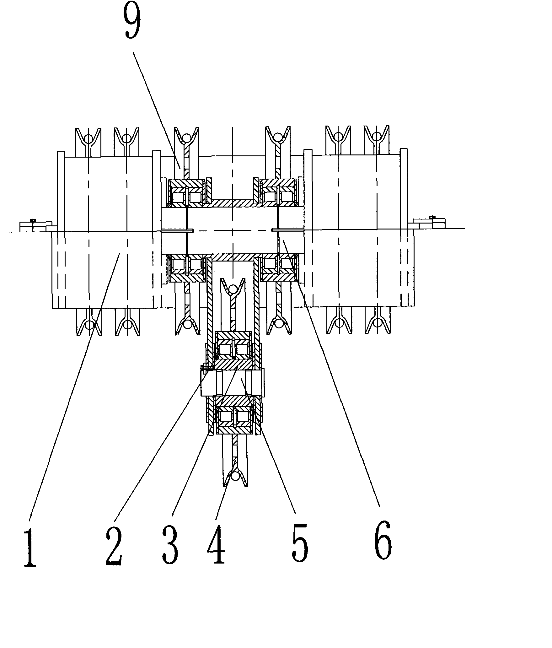 Novel weighing device structure of shipbuilding gantry crane