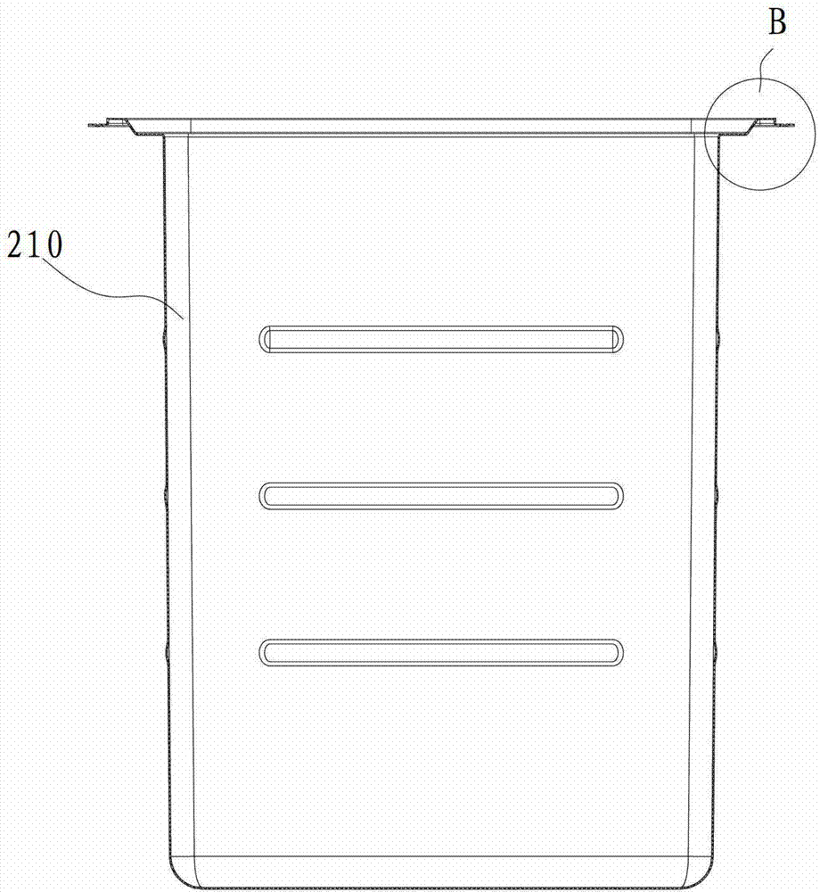 Freezer and inner container assembly thereof